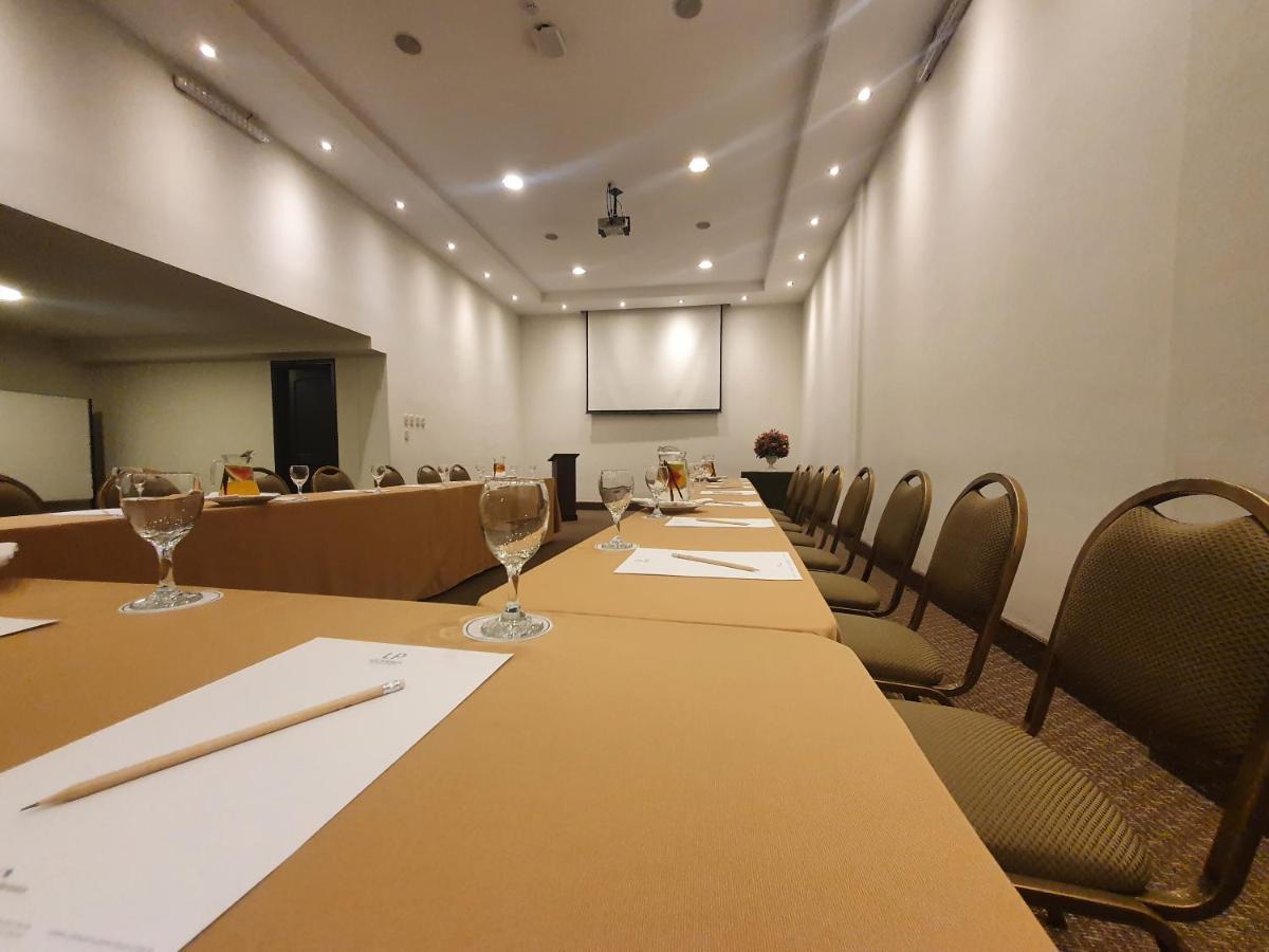 Hotel Lp Portales 3*