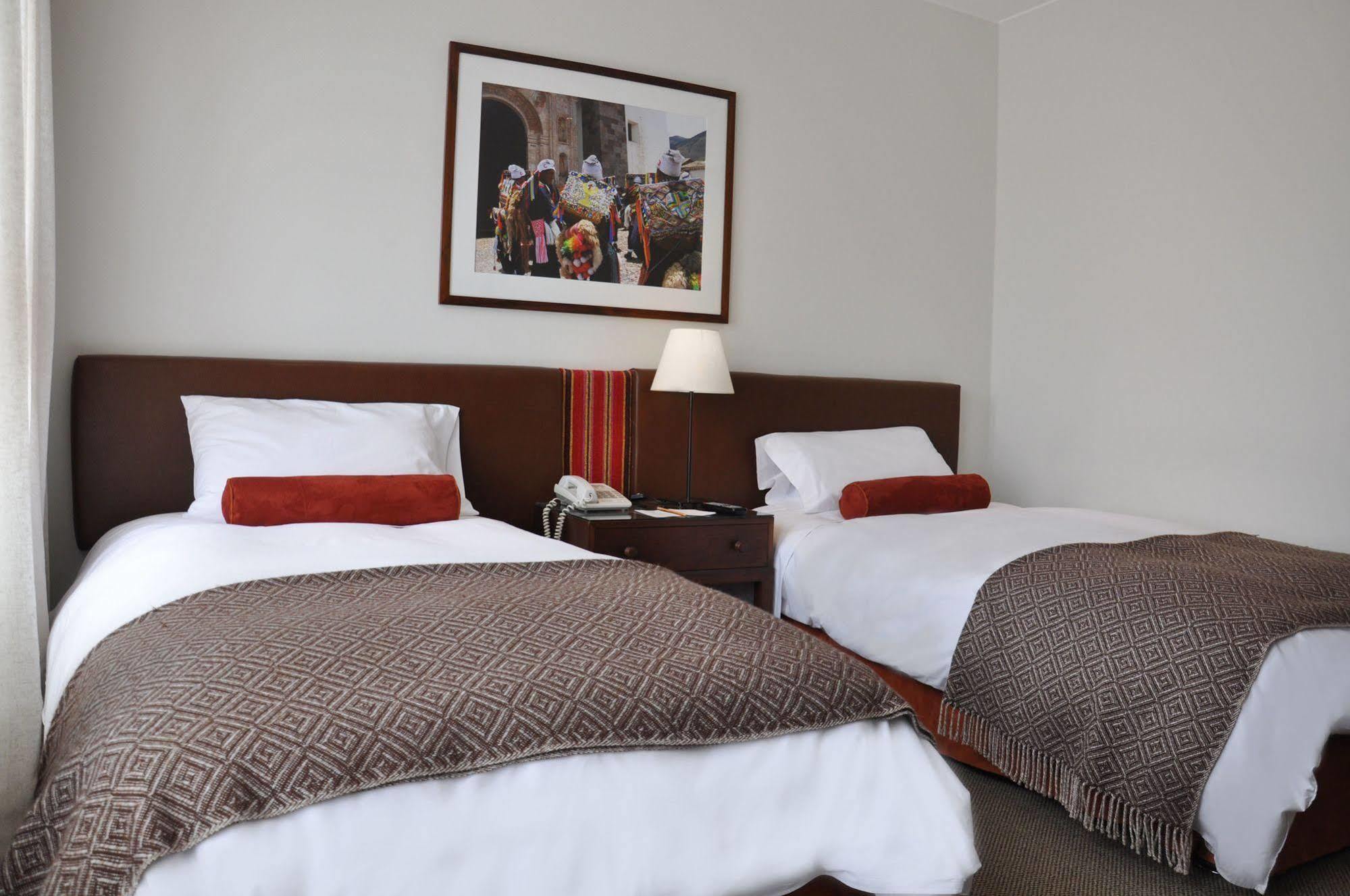 Hotel Lp Portales